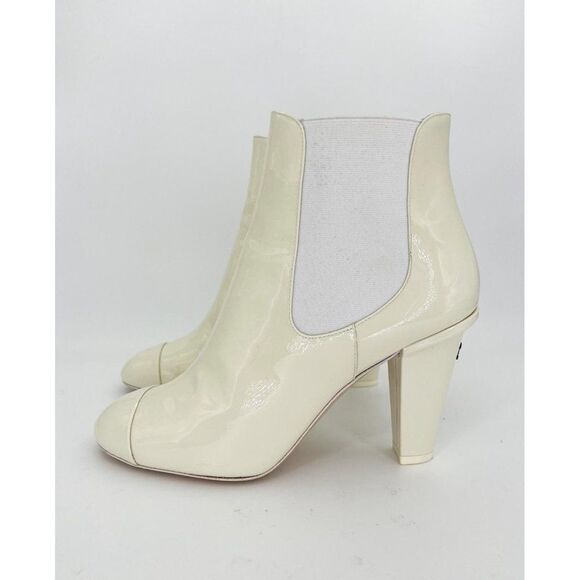 Authentic CHANEL 2022 Chelsea Ivory CC Logo Block Heel Ankle Boots Size … - Picture 9 of 17